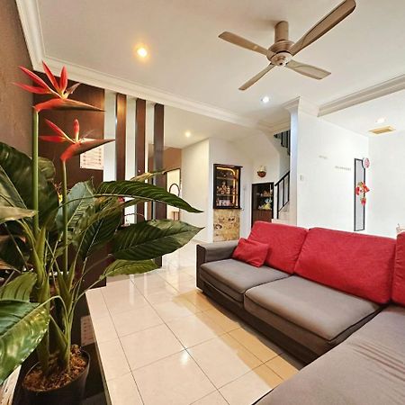 Stay N rest sweet home 185 Seremban Buitenkant foto