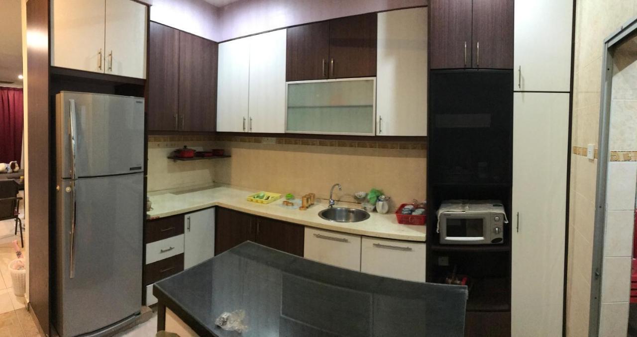 Stay N rest sweet home 185 Seremban Buitenkant foto